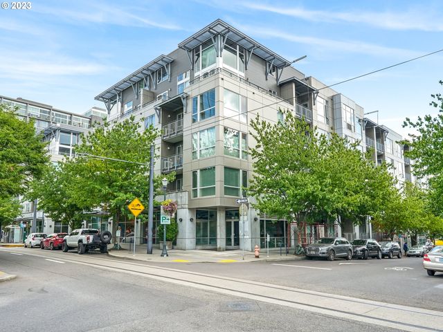 1125 NW 9th Ave #324, Portland, OR 97209