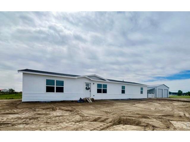 2420 County Road 4, Wiggins, CO 80654