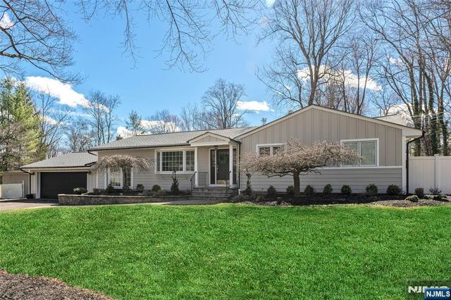 619 Sargent Rd, River Vale, NJ 07675