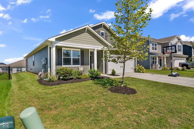 2964 Patchwork Dr, Monrovia, IN 46157