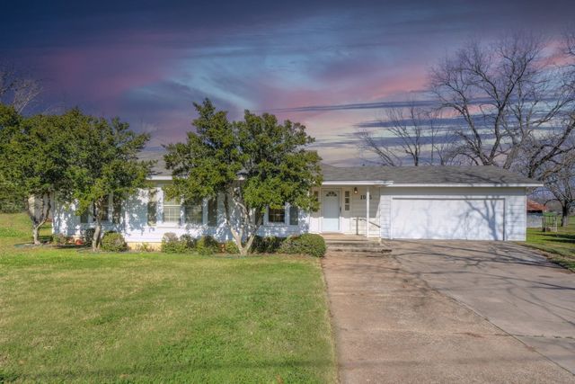 1915 Old Dicey Rd, Weatherford, TX 76085