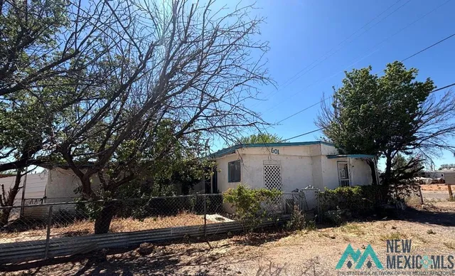 601 Valencia Ave, Milan, NM 87021