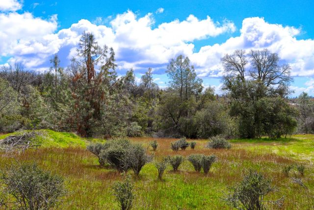 5428 E  Whitlock Rd, Midpines, CA 95345