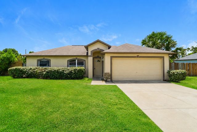 2897 Grayton St, Deltona, FL 32738