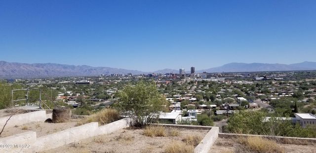 S  Panorama Circle S Portion #49, Tucson, AZ 85745