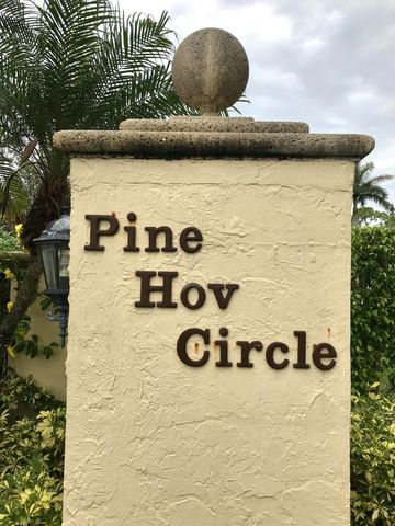 242 Pine Hov Cir #D-1, Greenacres, FL 33463