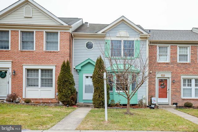 34 Hobb Ct, Perry Hall, MD 21128