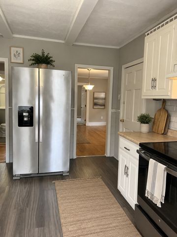 51 Pine St #2, Fitchburg, MA 01420
