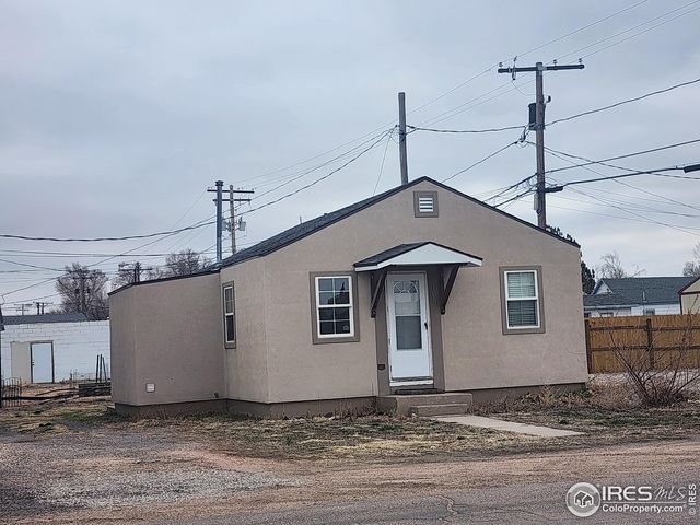 103 S 8th Ave, Sterling, CO 80751