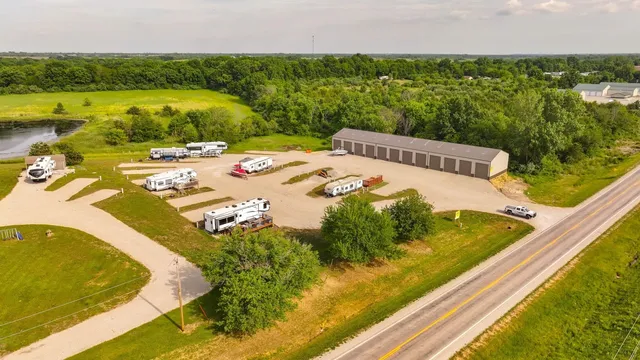 21029 Highway J5T, Moravia, IA 52571