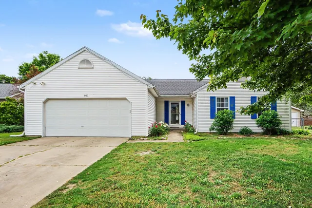 601 Cynthia St, Galesburg, MI 49053