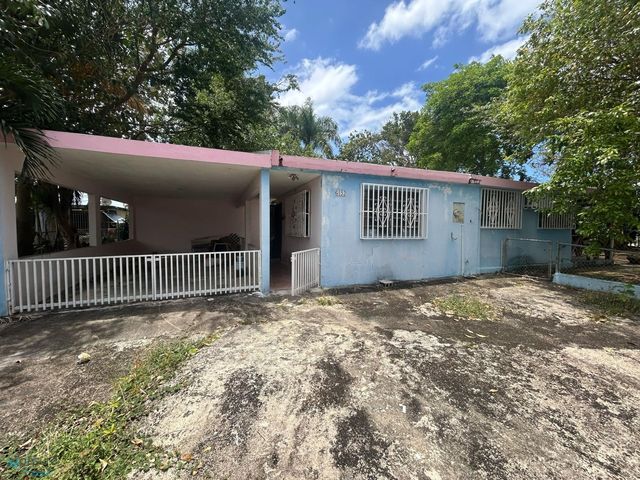 G 152 D St, Dorado, PR 00646