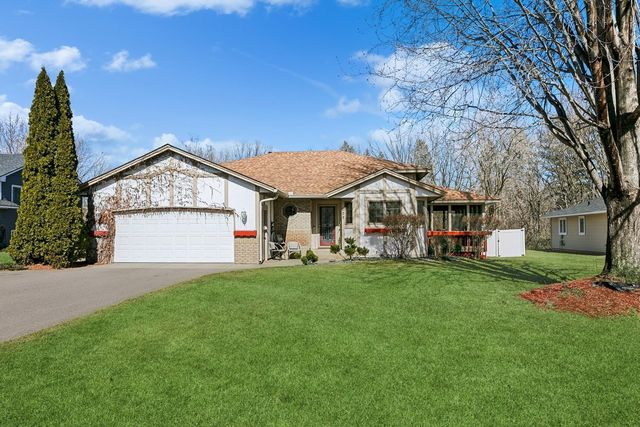 109 Kevin Longley Dr, Monticello, MN 55362