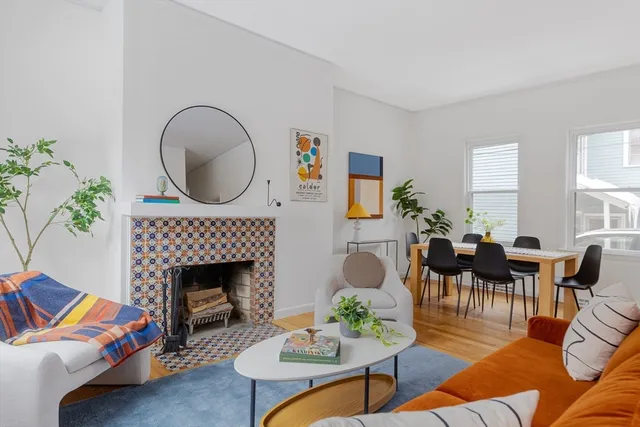 352 Harvard St #1C, Cambridge, MA 02138