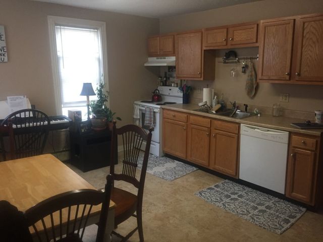 113 Maple St #115D, Burlington, VT 05401