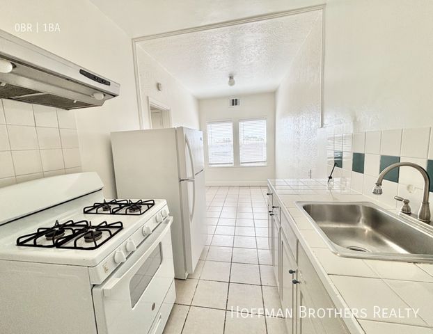1614 35th Ave #23, Oakland, CA 94601