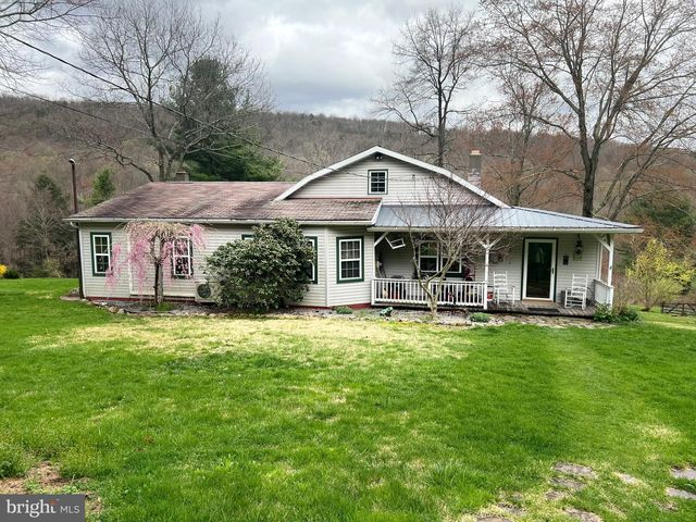 20077 Coles Valley Rd, Robertsdale, PA 16674