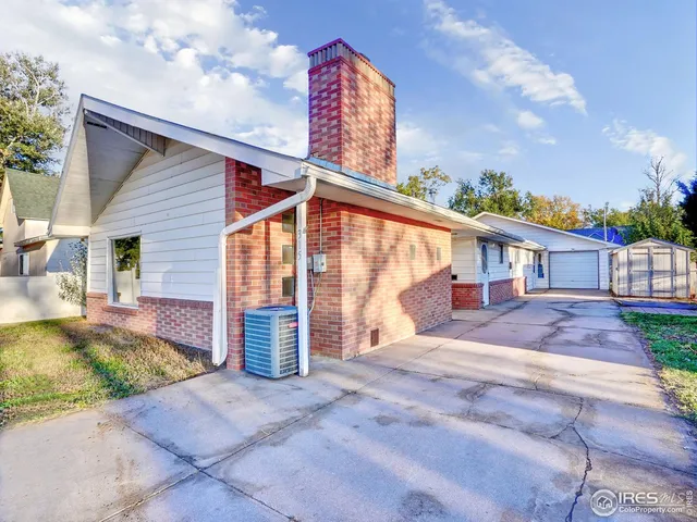 315 E 6th St, Julesburg, CO 80737