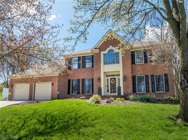 4365 Red Fox Dr NW, Massillon, OH 44646