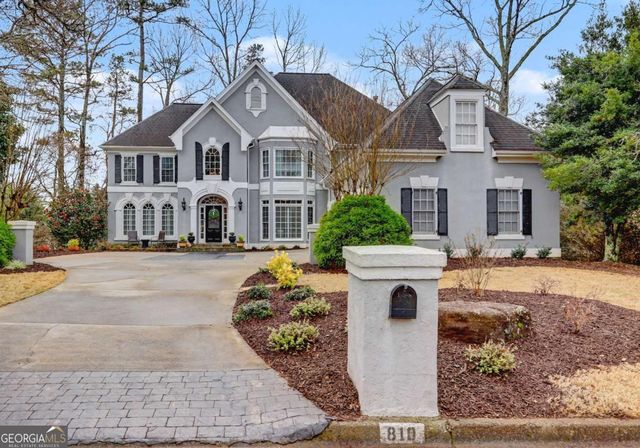 810 Club Chase Ln, Roswell, GA 30076