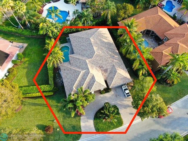 563 NW 120th Dr, Coral Springs, FL 33071