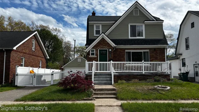 36773 Bibbins St, Romulus, MI 48174