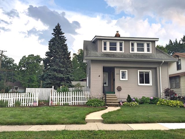 305 W  Troy Ave, Ferndale, MI 48220