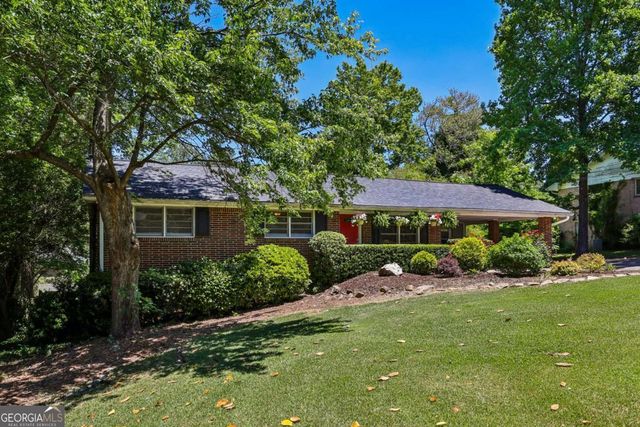 1292 Stoneybrook Dr, Tucker, GA 30084