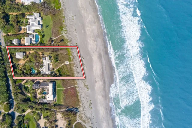 247 S  Beach Rd, Hobe Sound, FL 33455