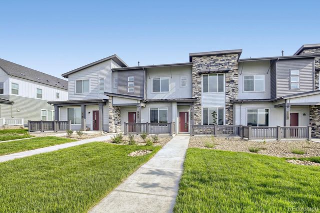3045 Gladstone Avenue, Loveland, CO 80538