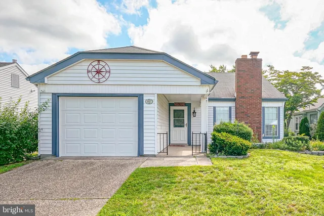 987 Westminster Dr N, Vincentown, NJ 08088