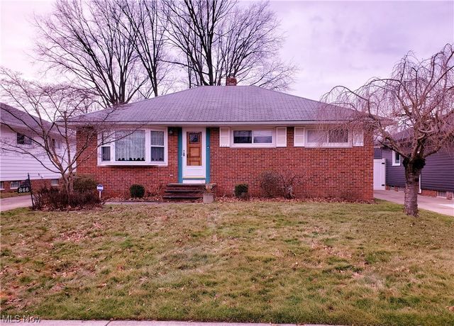 866 Elmwood Ave, Wickliffe, OH 44092