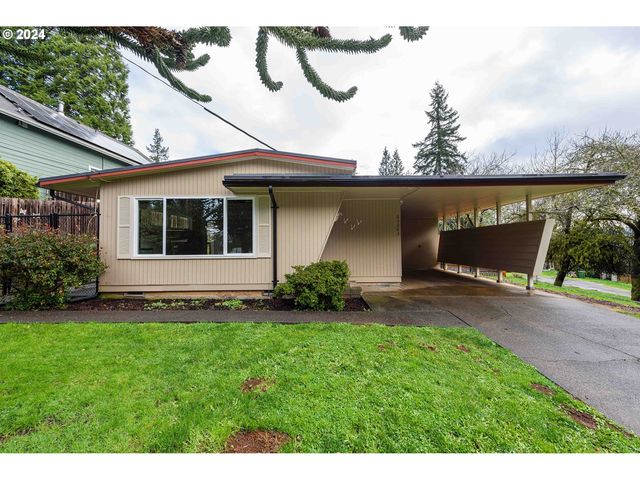 63283 Isthmus Heights Rd, Coos Bay, OR 97420