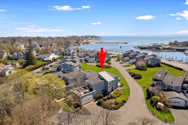 4 Oyster Landing Rd   #4, Milford, CT 06460