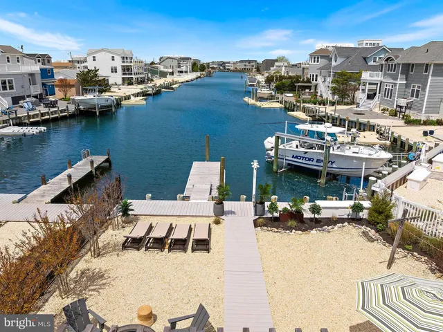 57 Auburn Rd, Long Beach Township, NJ 08008