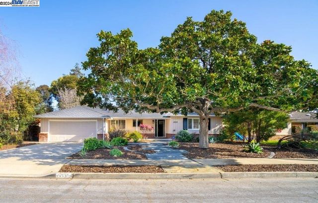 4930 Whitfield Ave, Fremont, CA 94536