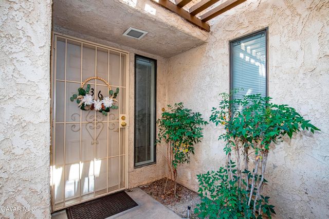 425 W  Avenue J5 #36, Lancaster, CA 93534