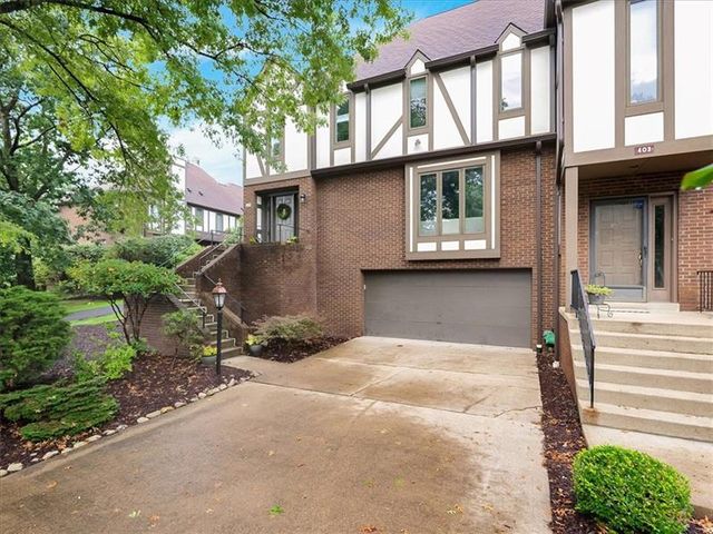 401 Forest Highlands Dr, Pittsburgh, PA 15238