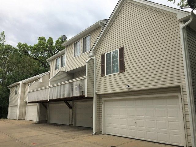 259 W  Treehouse Ln, Round Lake, IL 60073