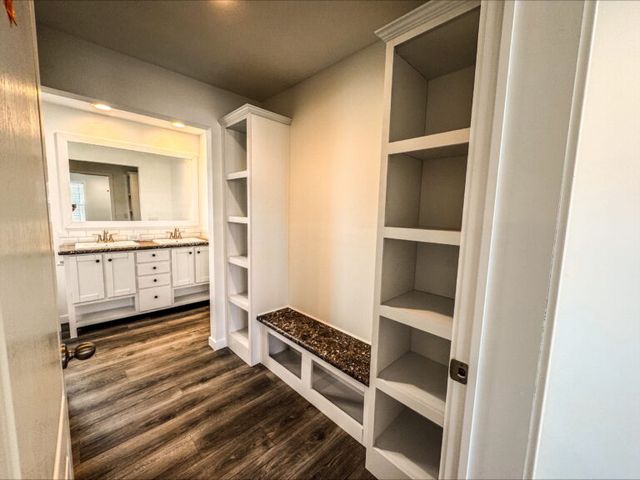 110 Prairie View Dr #PV110, Gardner, KS 66030