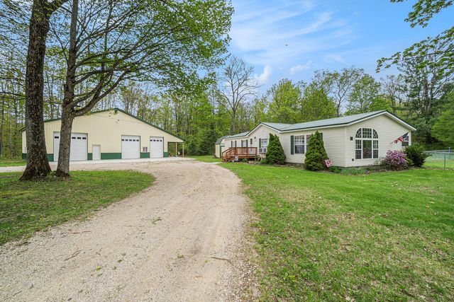 8978 Starvation Lake Rd NE, Mancelona, MI 49659