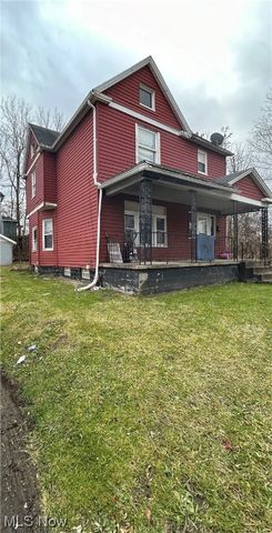 203 Wayne Ave, Youngstown, OH 44502