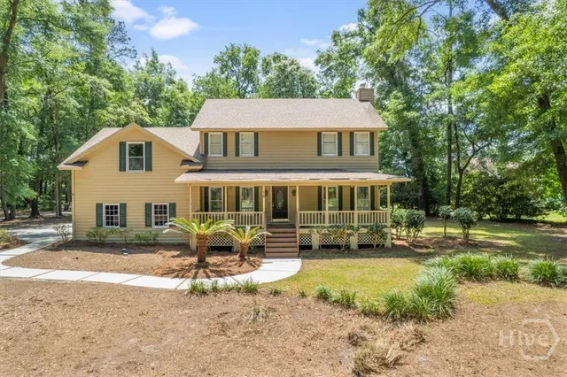 18 Passaic Dr, Richmond Hill, GA 31324