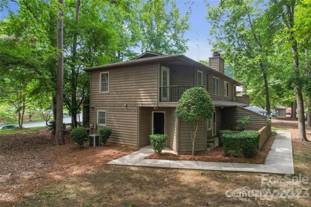 3435 Colony Crossing Dr, Charlotte, NC 28226
