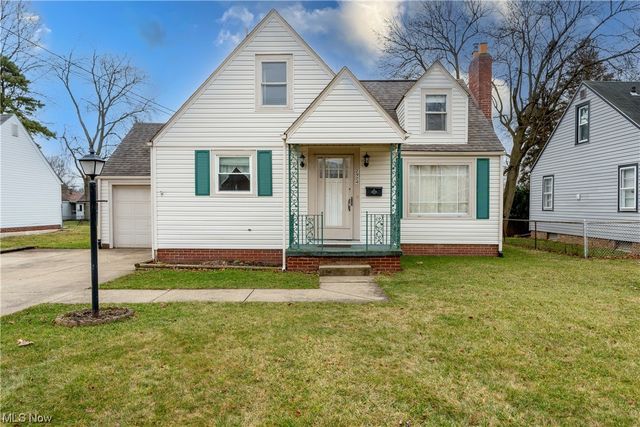 2924 17th St NW, Canton, OH 44708