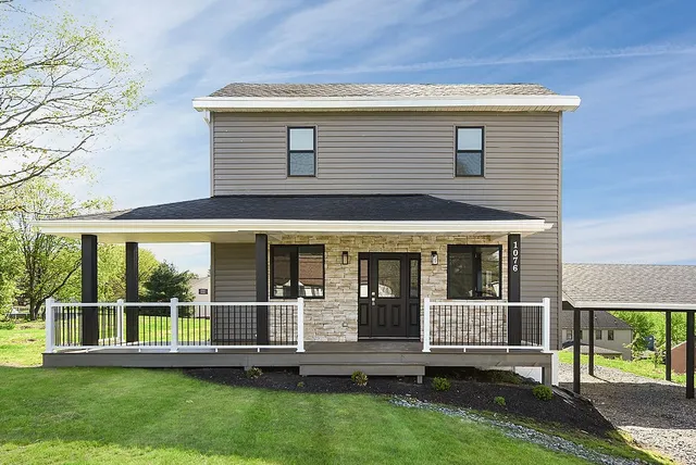 1076 Chapel Rd, Monaca, PA 15061