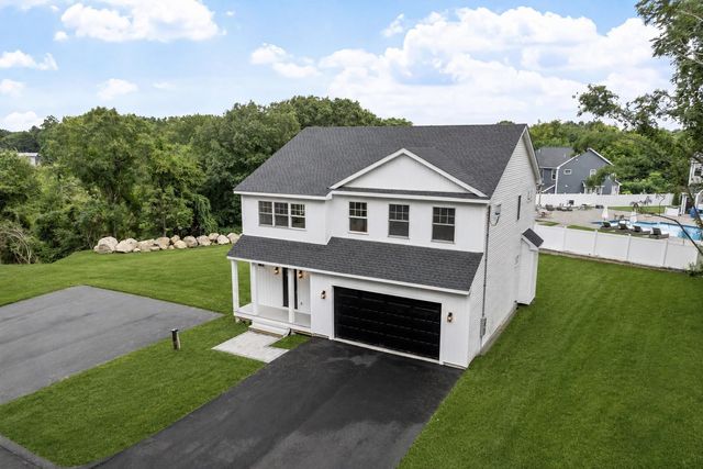 5 Manson Ave, Swampscott, MA 01907