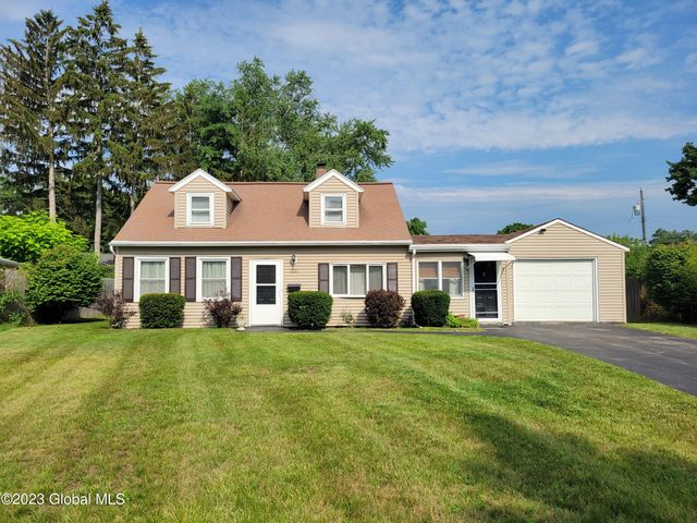 1021 Inner Dr, Schenectady, NY 12303