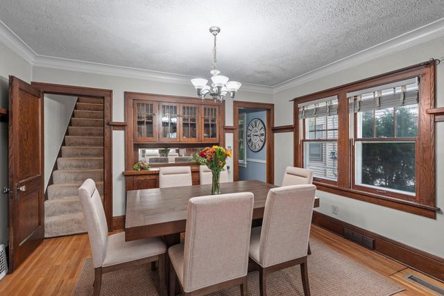 1263 Charles Ave, Saint Paul, MN 55104