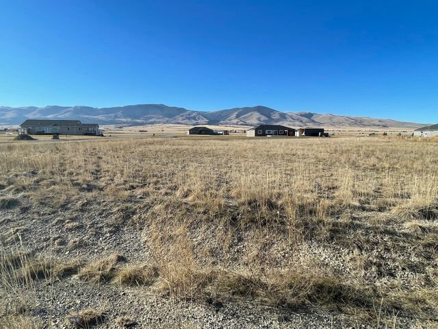 6 Foster Dr, Townsend, MT 59644
